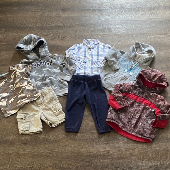 Bundle of Toddler Clothing Set Size 2T - Picture 1 of 4